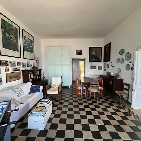 Casa Bach 펜션 포르투산투스테파노